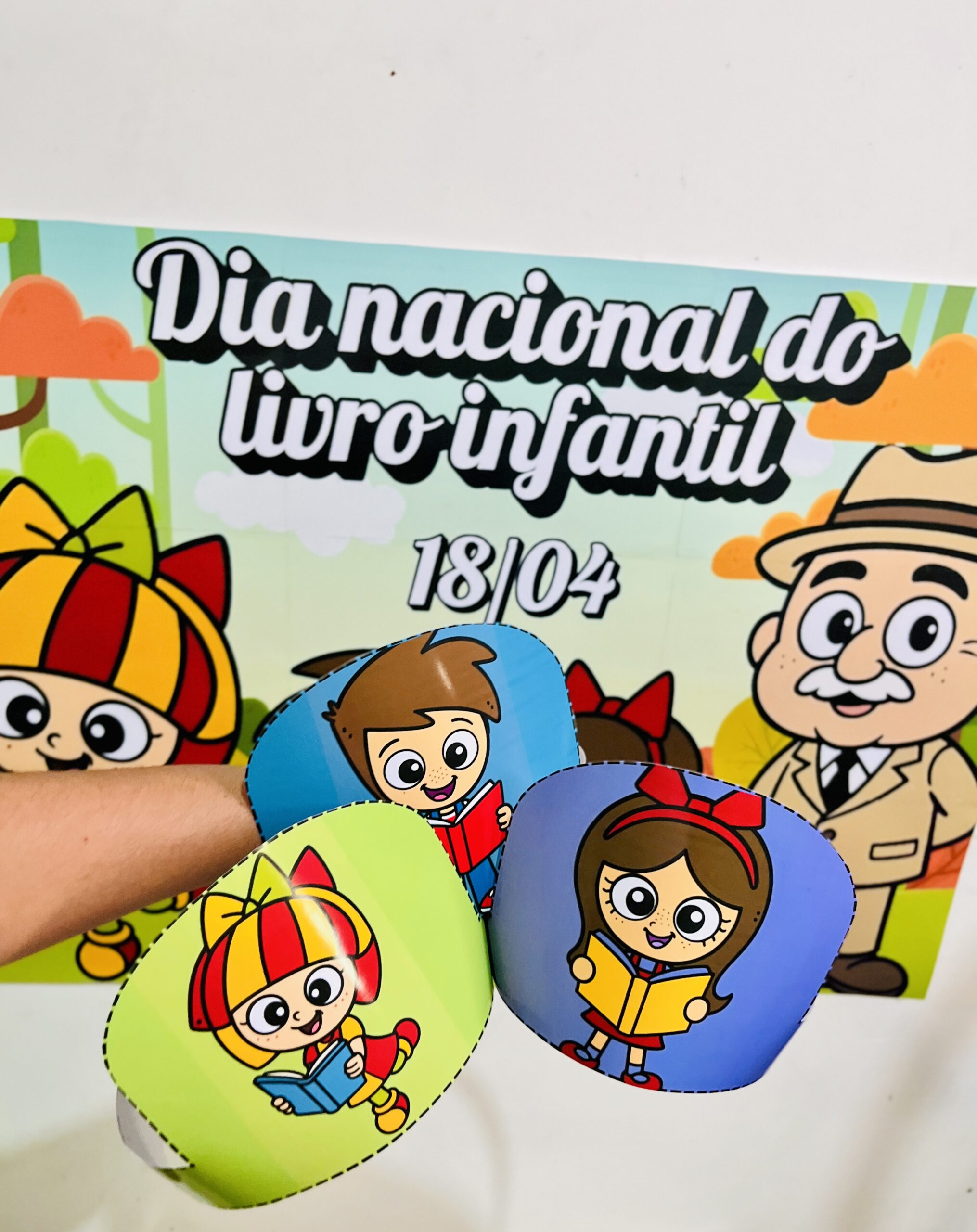 Painel de literatura infantil para imprimir — amostra 3: O que você encontra no material