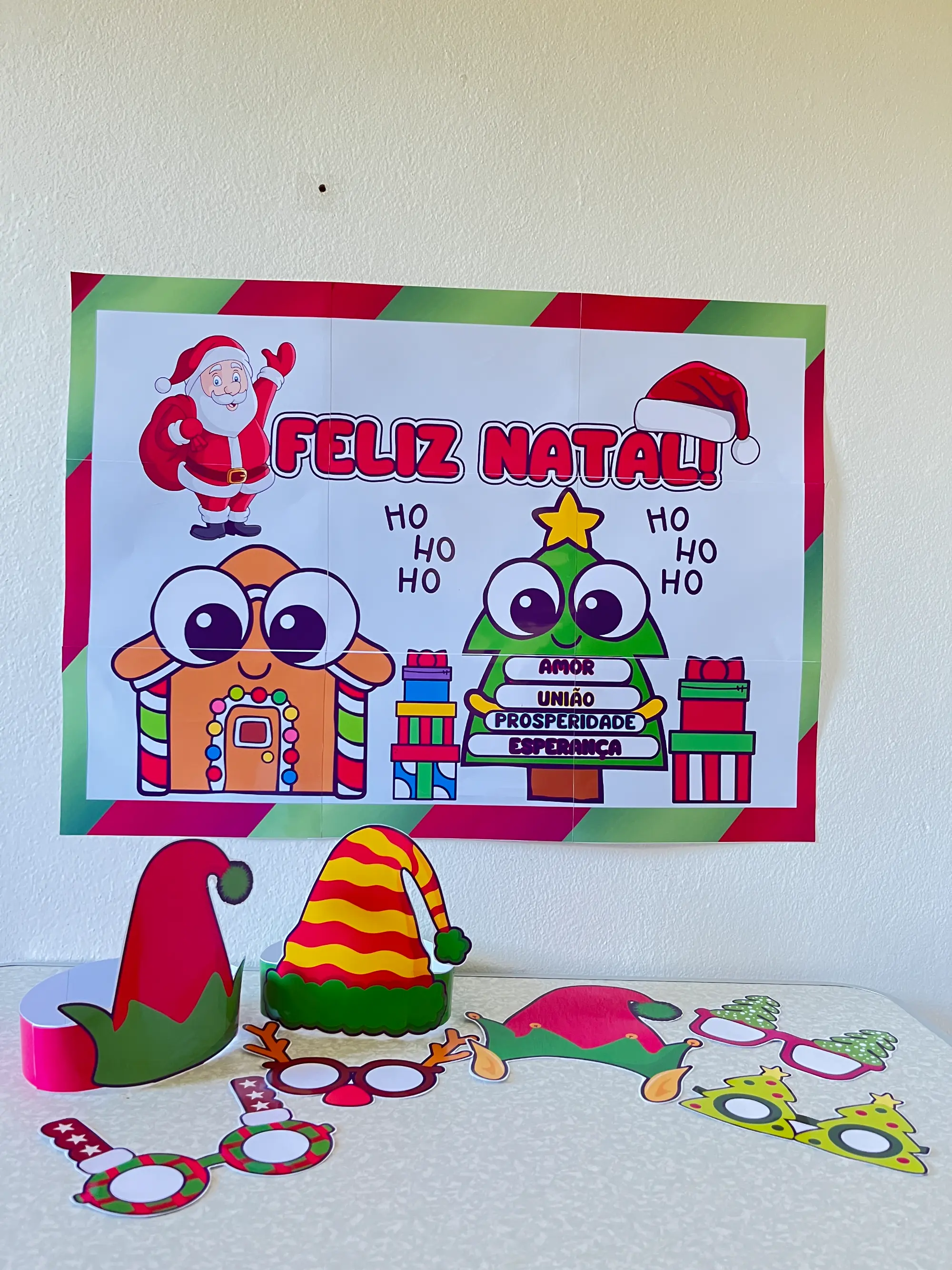 Painel de Natal completo: Óculos e gorros divertidos — amostra 4: 15 páginas com letreiros de Natal para imprimir: Feliz…