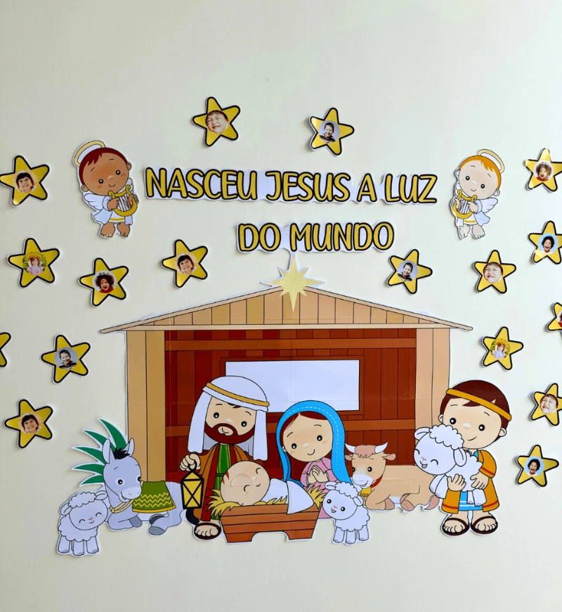 Painel de Natal Cristão com Presépio e Fotos das Crianças — Datas comemorativas para Educação Infantil: Decore a sala e…
