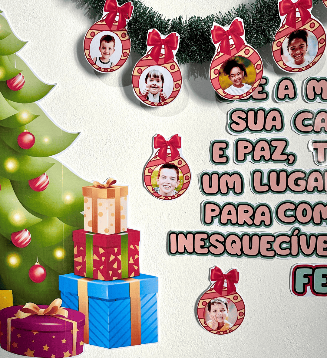 Painel de Natal em Árvore com Elemento Personalizável em PDF — amostra 1: Painel de Natal em árvore para imprimir