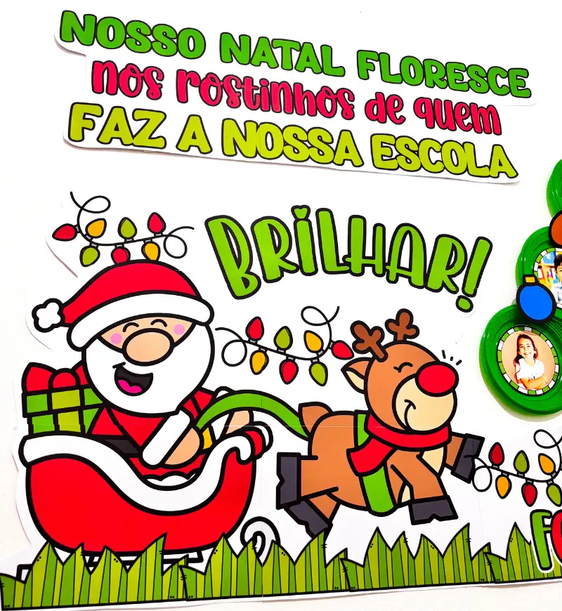 Painel de Natal Rostinhos com Fotos dos Alunos em PDF — amostra 5: Valorize cada criança na decoração natalina com um…