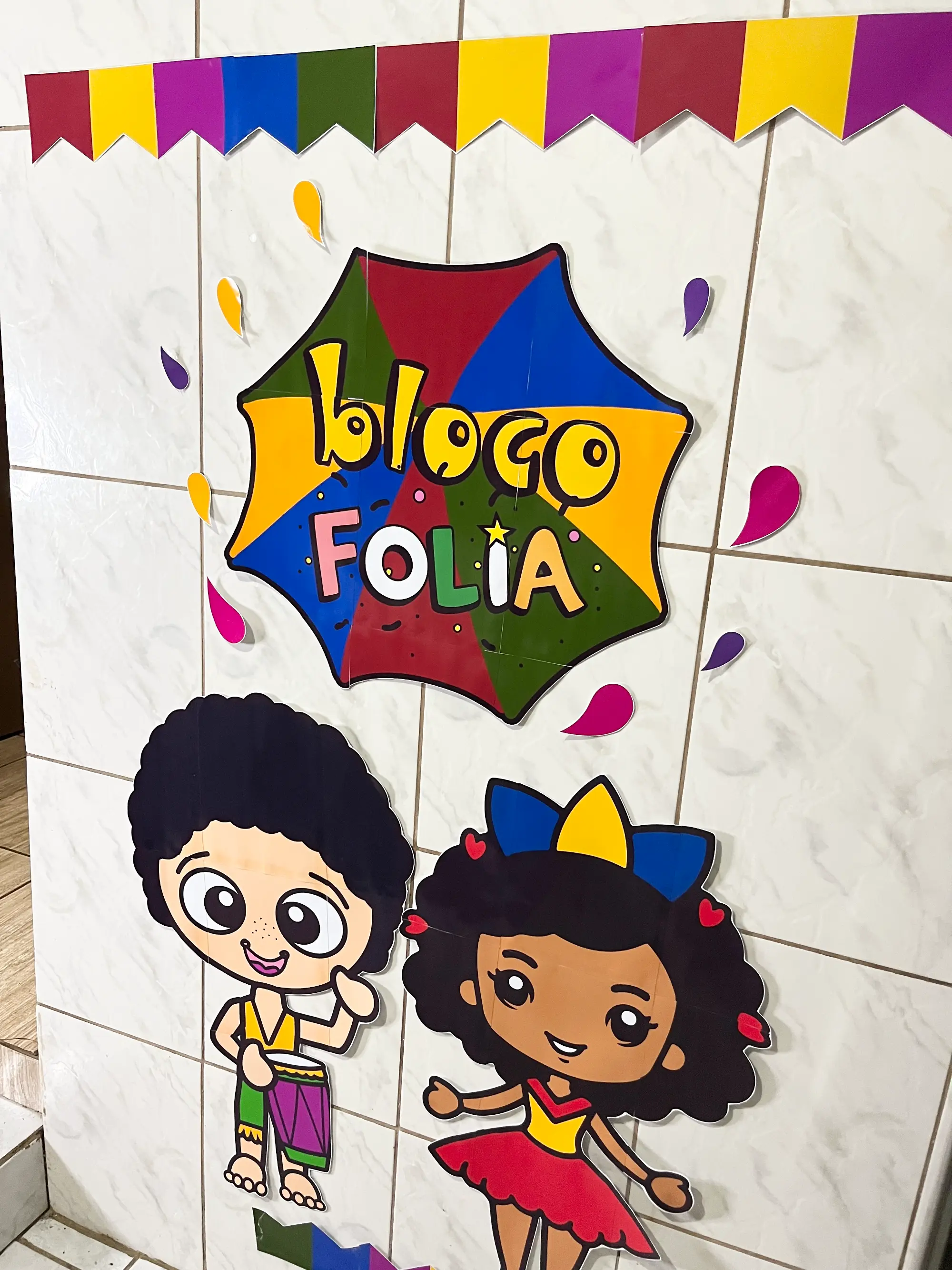 Painel de Porta e Parede Carnaval – Decoração Carnavalesca Colorida — capa do material