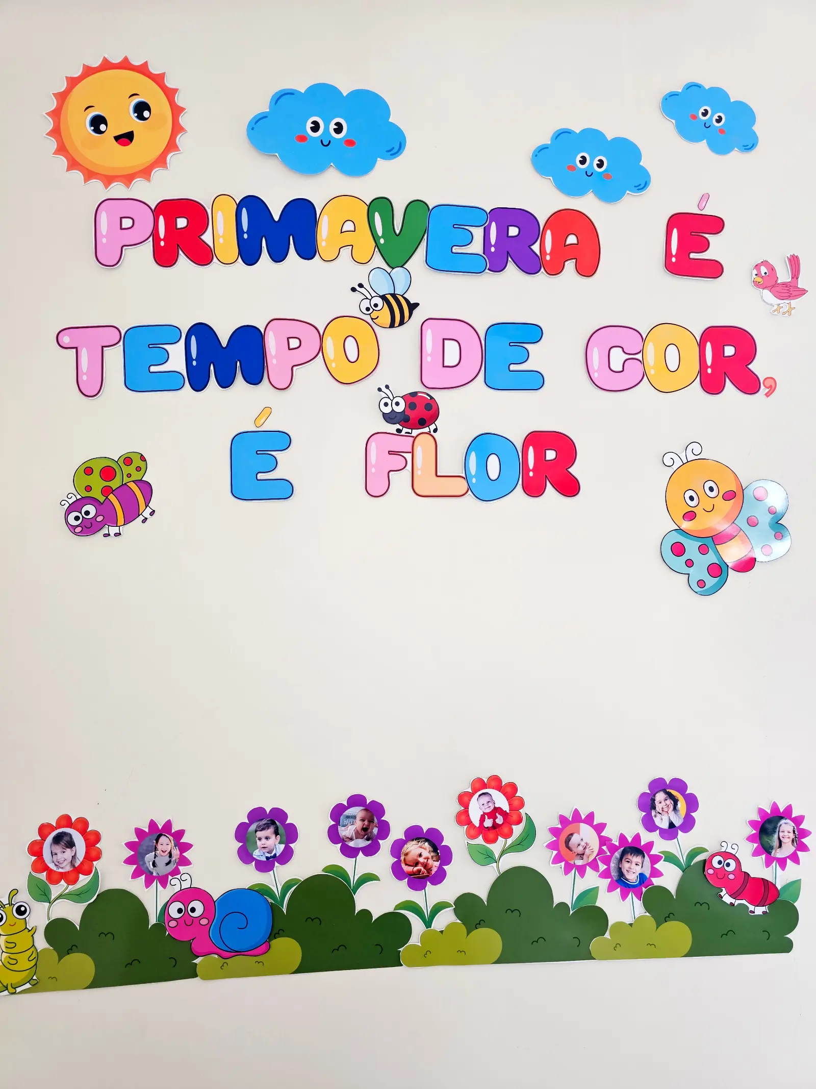 Painel de Primavera com Fotos dos Alunos – Decoração Escolar — amostra 4: Deixe a escola mais colorida e acolhedora com…