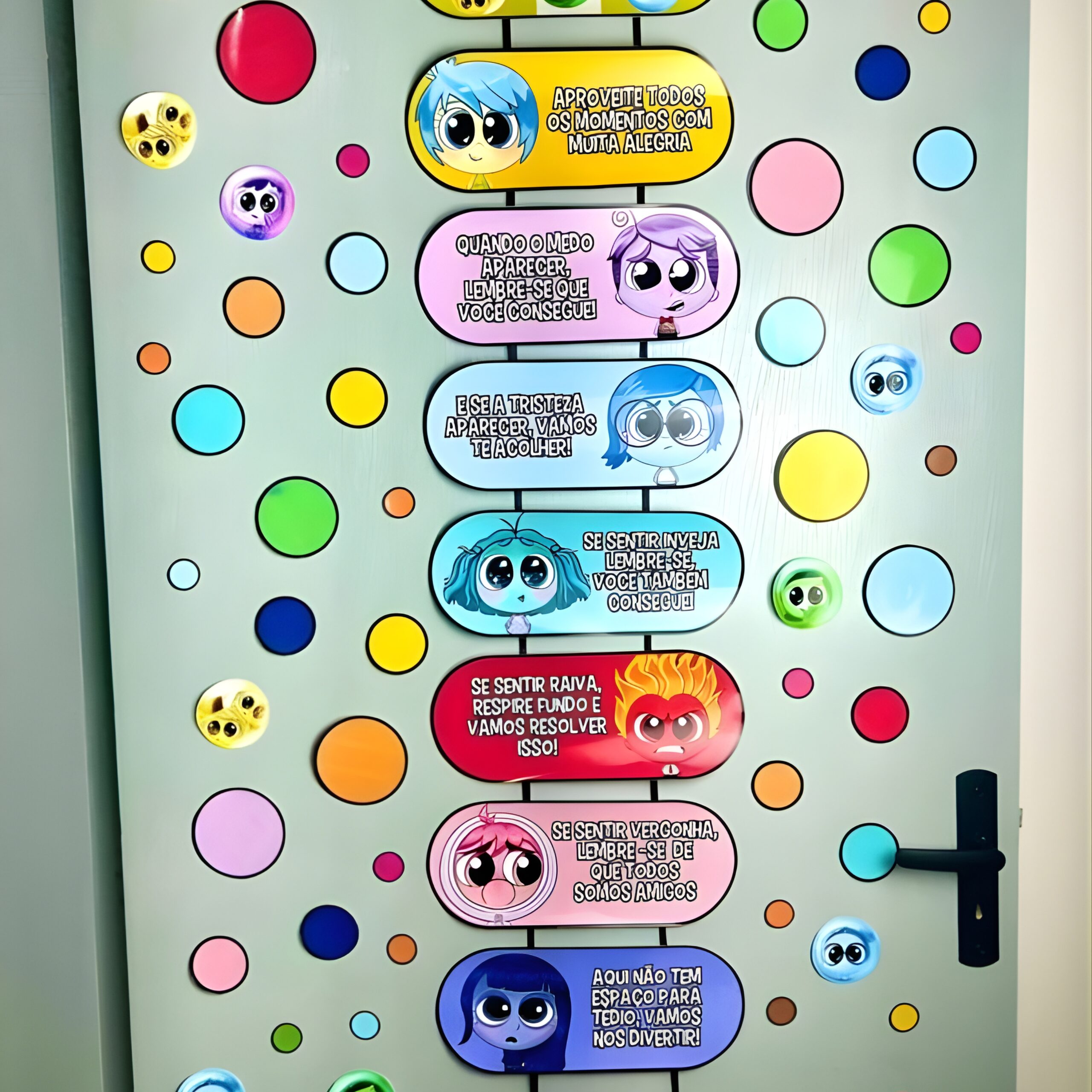 Painel / decoração de porta: divertidamente – PDF para Imprimir — capa do material