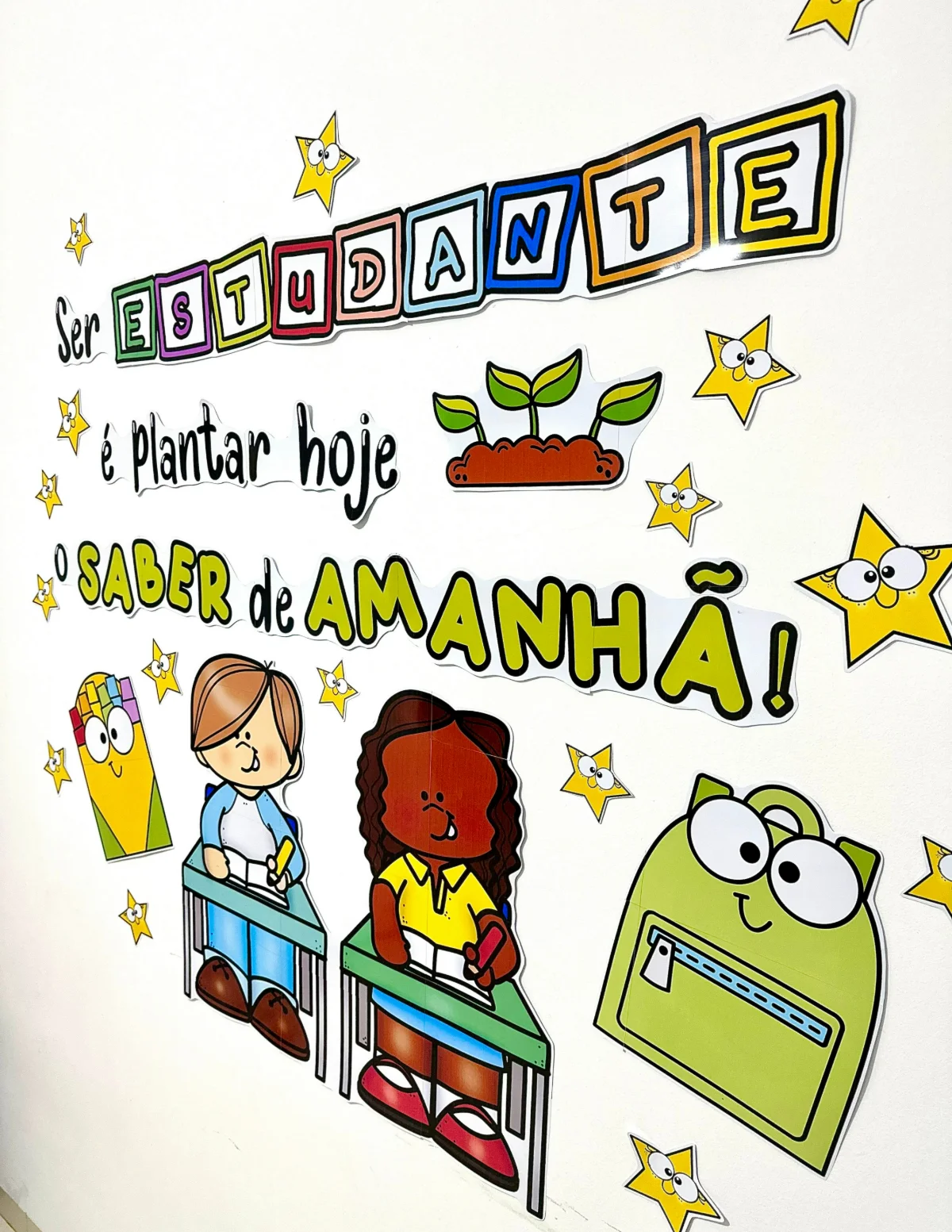 Painel Decorativo – Dia do Estudante – PDF para Imprimir — amostra 5: Deixe a comemoração do Dia do Estudante ainda mais…