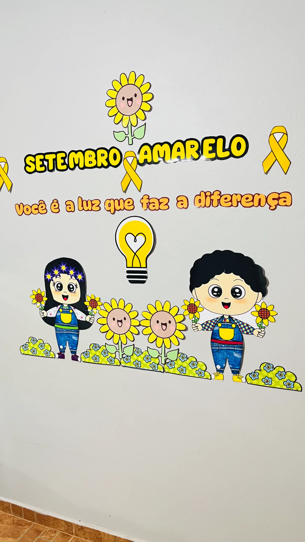 Painel decorativo Setembro amarelo — capa do material