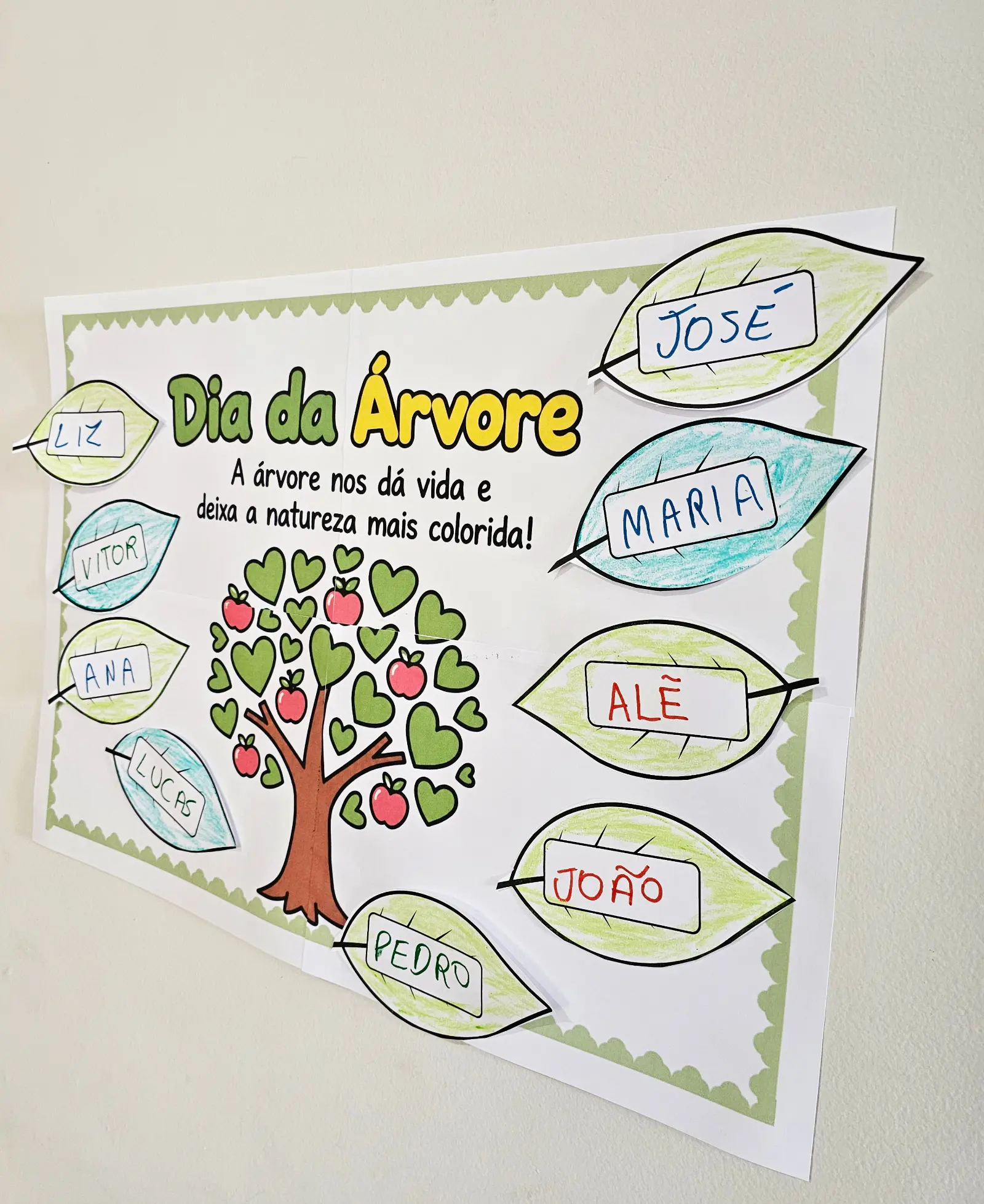 Painel Dia da Árvore Coração + Cards de lembrancinha. — amostra 2: Painel Dia da Árvore em PDF para imprimir