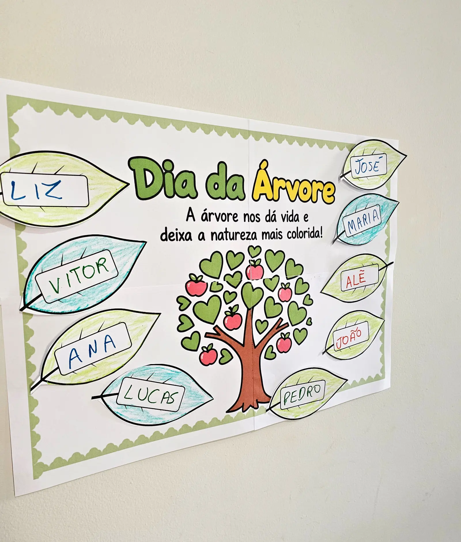 Painel Dia da Árvore Coração + Cards de lembrancinha. — capa do material