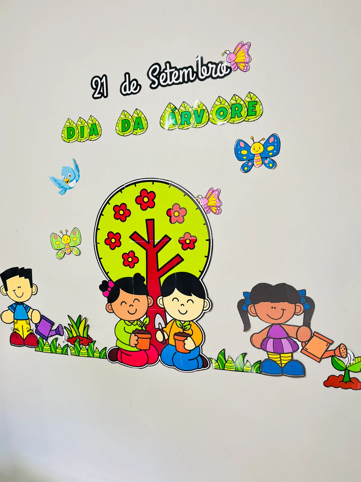 Painel Dia da Árvore – Material Pedagógico — amostra 3: Transforme sua sala de aula em um espaço cheio de vida, cores e…