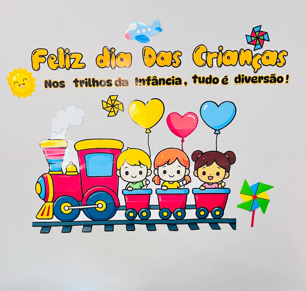 Painel Dia das Crianças para Imprimir em PDF – Decoração Infantil Colorida — Atividades para Educação Infantil: Um painel…