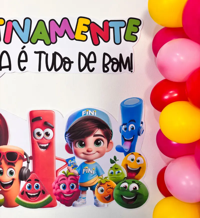 Painel Dia das Crianças Tema Fini em PDF para Imprimir — amostra 6: Decore a sala para o Dia das Crianças com um painel de…