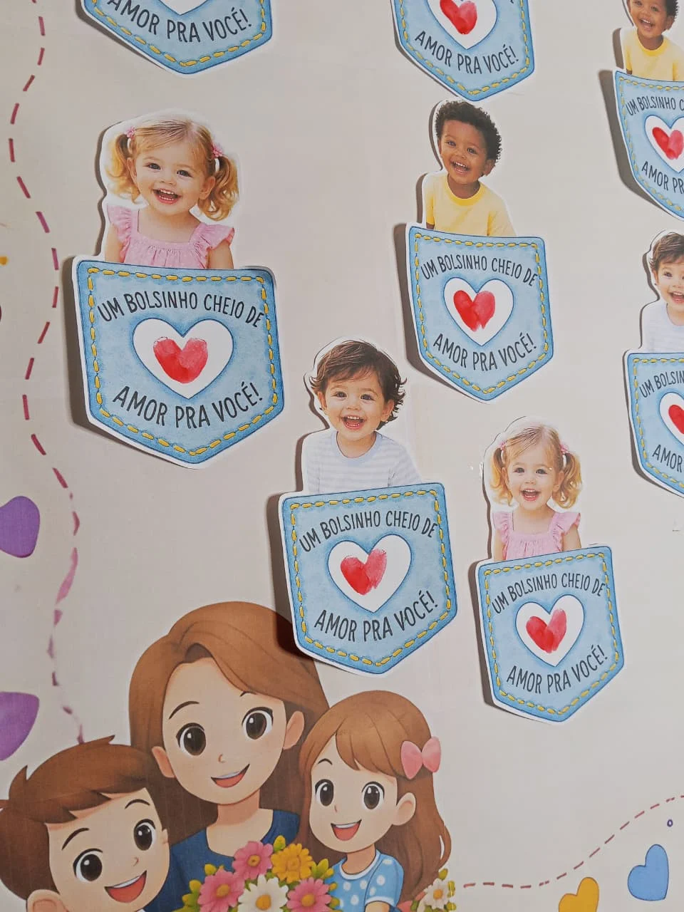Painel Dia das Mães: NOSSA TURMA TEM OS BOLSOS CHEIOS DE AMOR! ❤️ — amostra 4: ​Preparei um recurso super especial e cheio…