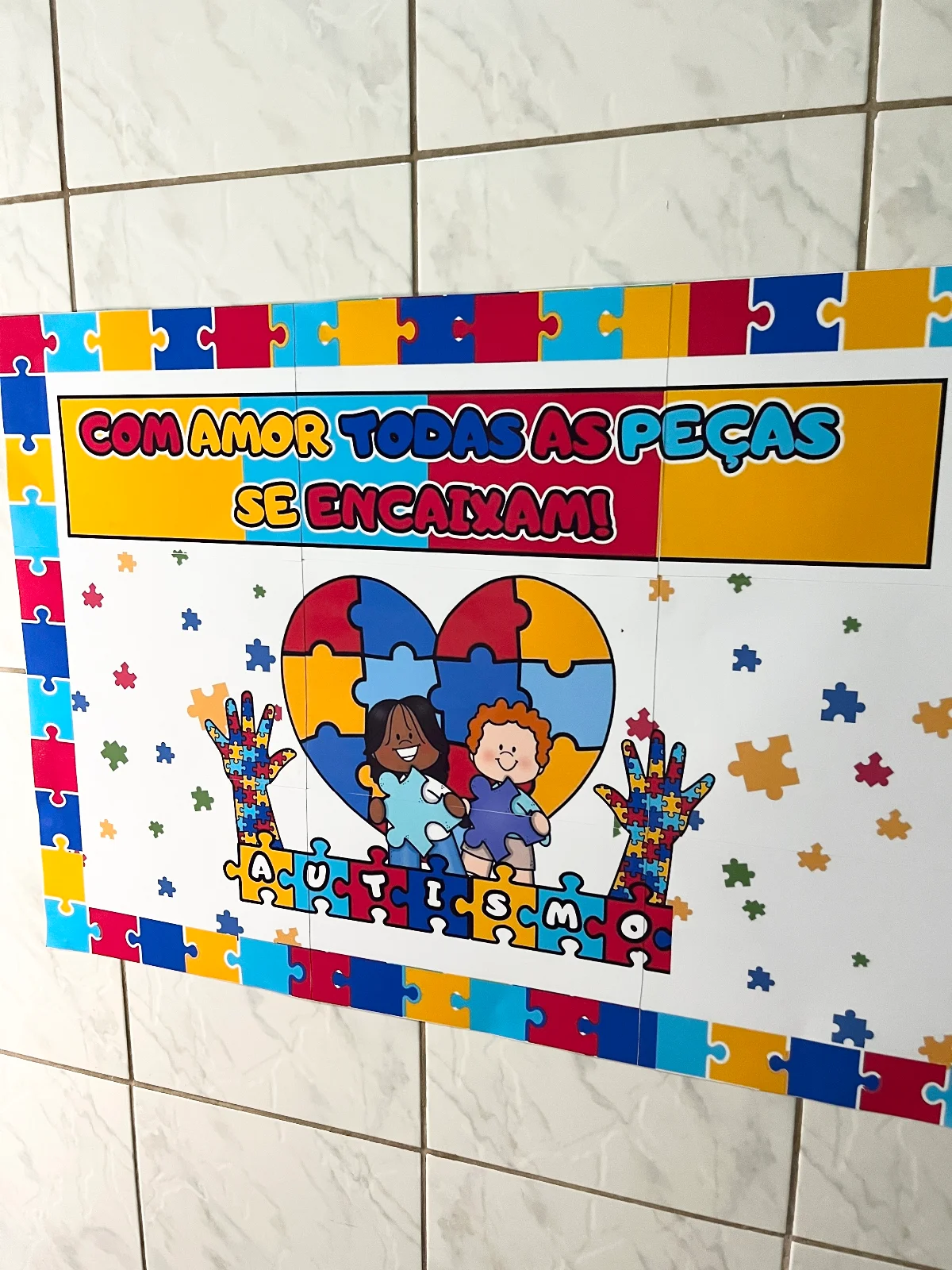 Painel Dia do Autismo | Conscientização, Inclusão e Educação na Escola — amostra 1: Este painel pedagógico foi desenvolvido…