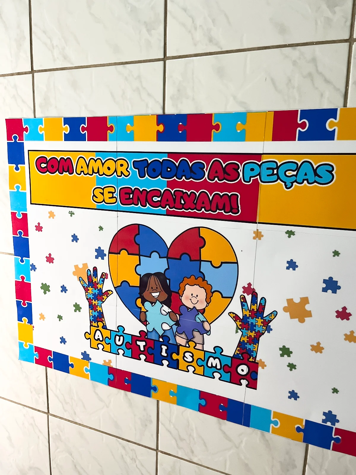 Painel Dia do Autismo | Conscientização, Inclusão e Educação na Escola — amostra 5: Este painel pedagógico foi desenvolvido…