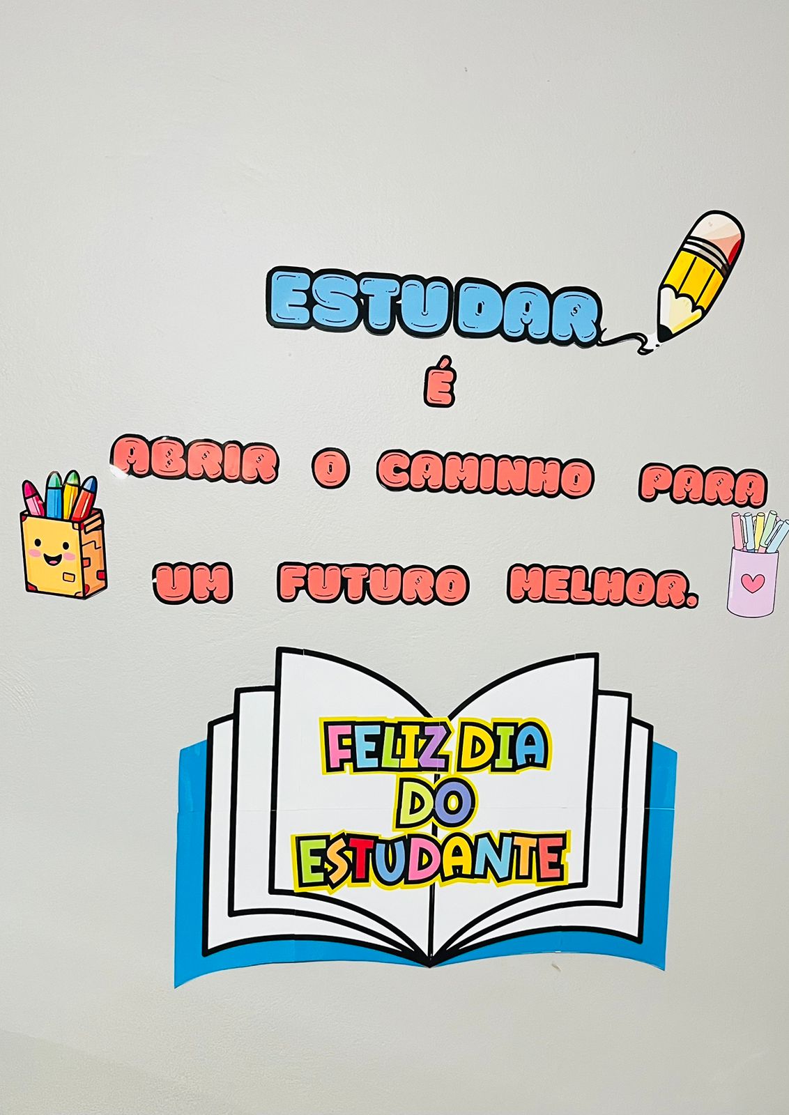 Painel dia do estudante – PDF para Imprimir — amostra 1: O que vem no material