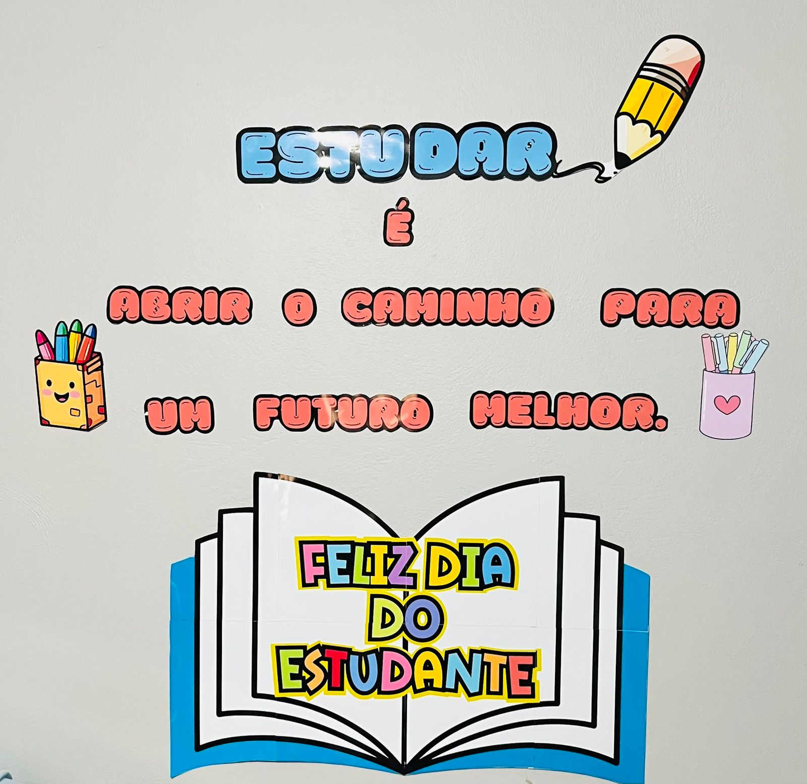 Painel dia do estudante – PDF para Imprimir — capa do material
