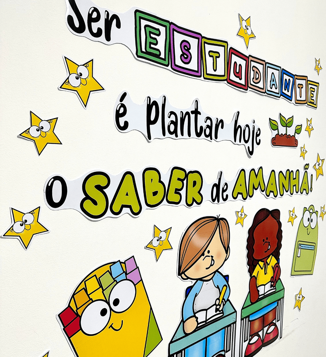 Painel Dia do Estudante: Ser Estudante para Imprimir — amostra 6: Celebre o Dia do Estudante com um painel decorativo e uma…