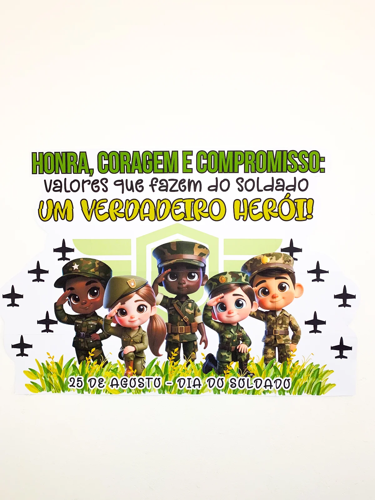 Painel Dia do Soldado - Honra, Coragem e Compromisso — amostra 1: Honra, coragem e compromisso: três palavras que valem uma…