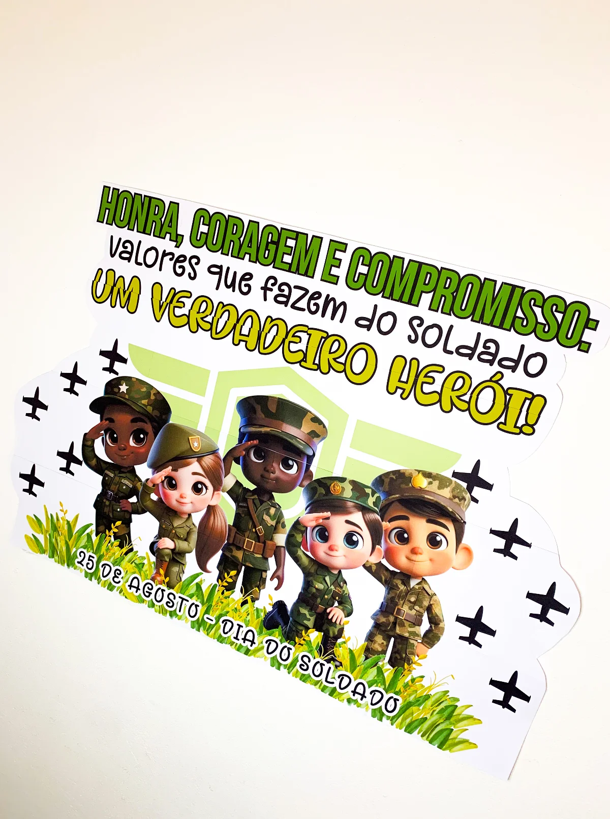 Painel Dia do Soldado - Honra, Coragem e Compromisso — amostra 3: Honra, coragem e compromisso: três palavras que valem uma…