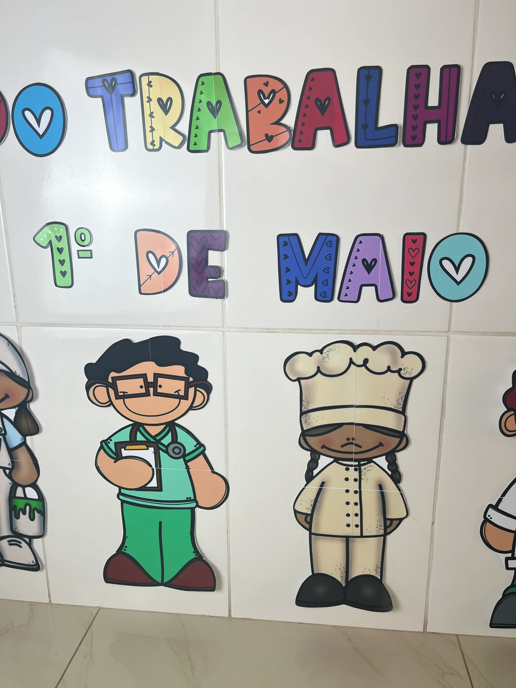 PAINEL DIA DO TRABALHADOR - ANOS INICIAIS — amostra 3: Uma proposta linda para decorar a escola e trabalhar com as crianças…