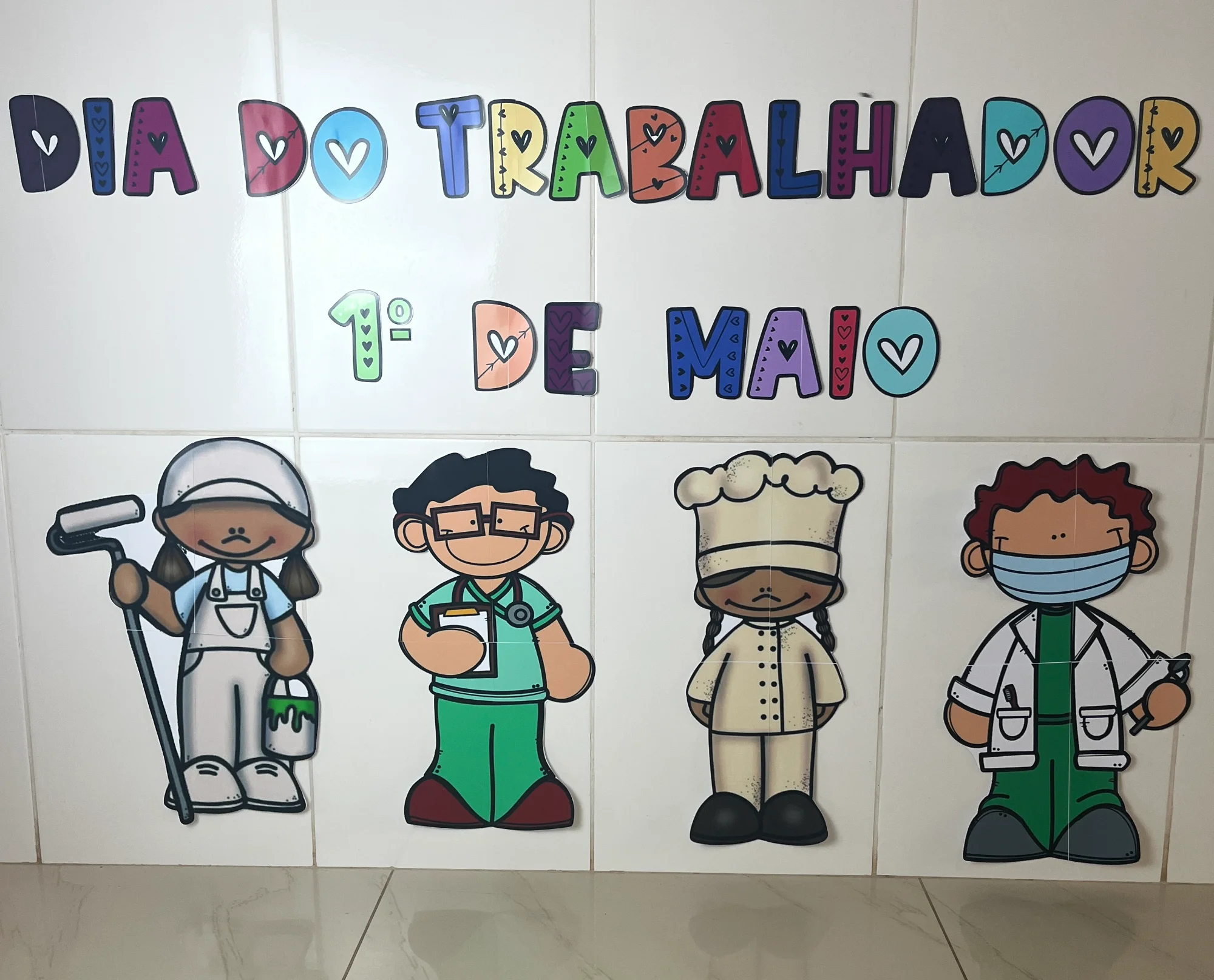 PAINEL DIA DO TRABALHADOR - ANOS INICIAIS — Alfabetização para Educação Infantil: Uma proposta linda para decorar a escola…