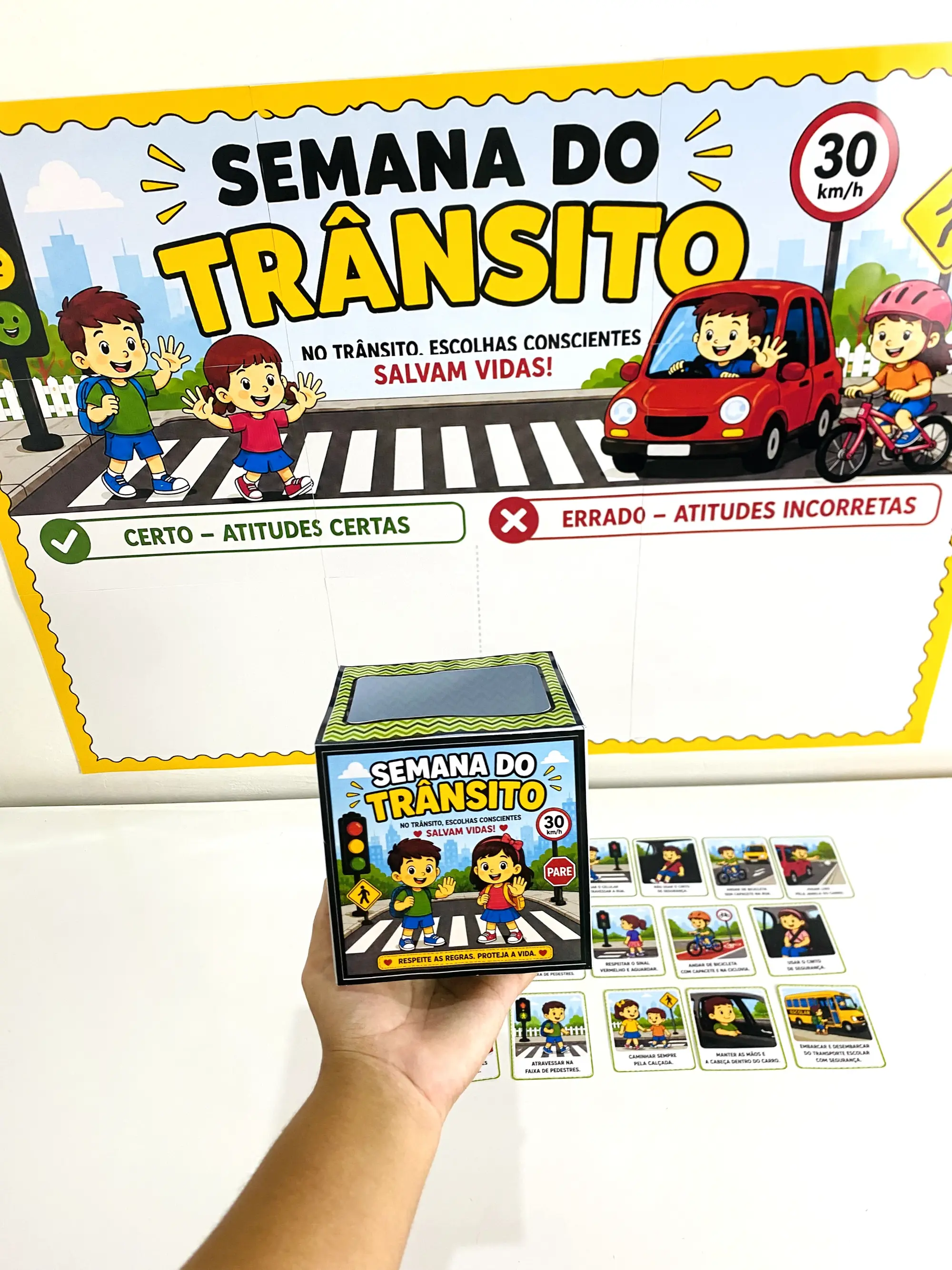Painel Dia Nacional do Trânsito - 25 de Setembro - BNCC EF05HI05 — amostra 2: Um recurso lúdico, visual e interativo para… Painel Dia Nacional do Trânsito - 25 de Setembro - BNCC EF05HI05 — amostra 2: Um recurso lúdico, visual e interativo para…