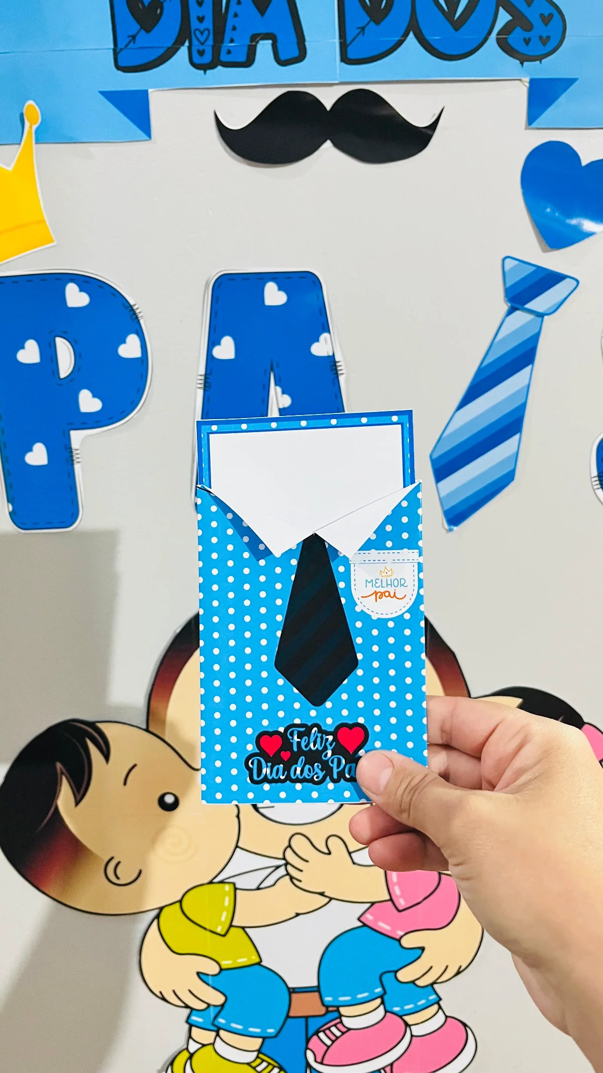 💙👨👧👦 Painel e 2 Cartões para o Dia dos Pais 👨👦💙 — amostra 1: Prepare uma homenagem inesquecível para o Dia dos… 💙👨👧👦 Painel e 2 Cartões para o Dia dos Pais 👨👦💙 — amostra 1: Prepare uma homenagem inesquecível para o Dia dos…