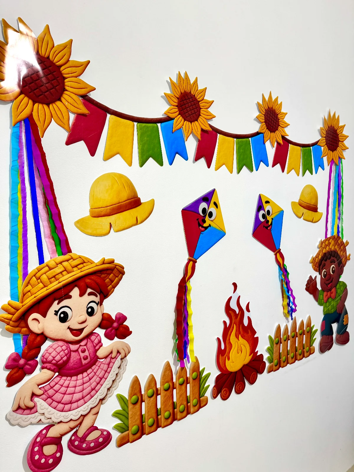 Painel Festa Junina - Decoração Escolar – PDF para Imprimir — amostra 2: Painel Festa Junina para turmas da Educação…