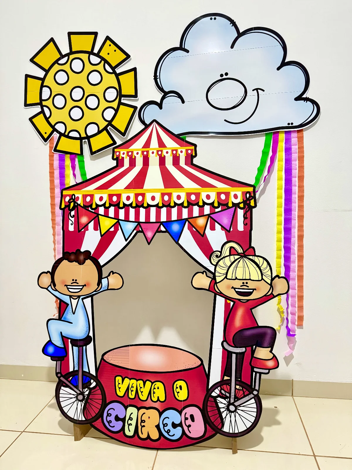 Painel Gigante Viva o Circo - Dia do Circo — amostra 4: Traga a magia do espetáculo para sua escola