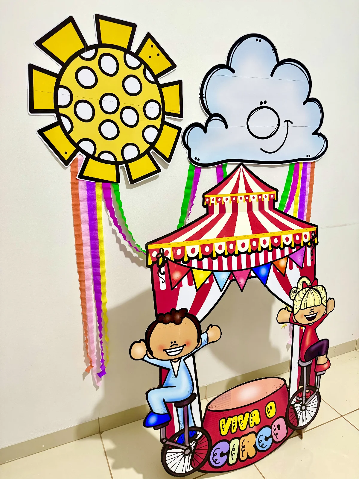 Painel Gigante Viva o Circo - Dia do Circo — amostra 6: Traga a magia do espetáculo para sua escola