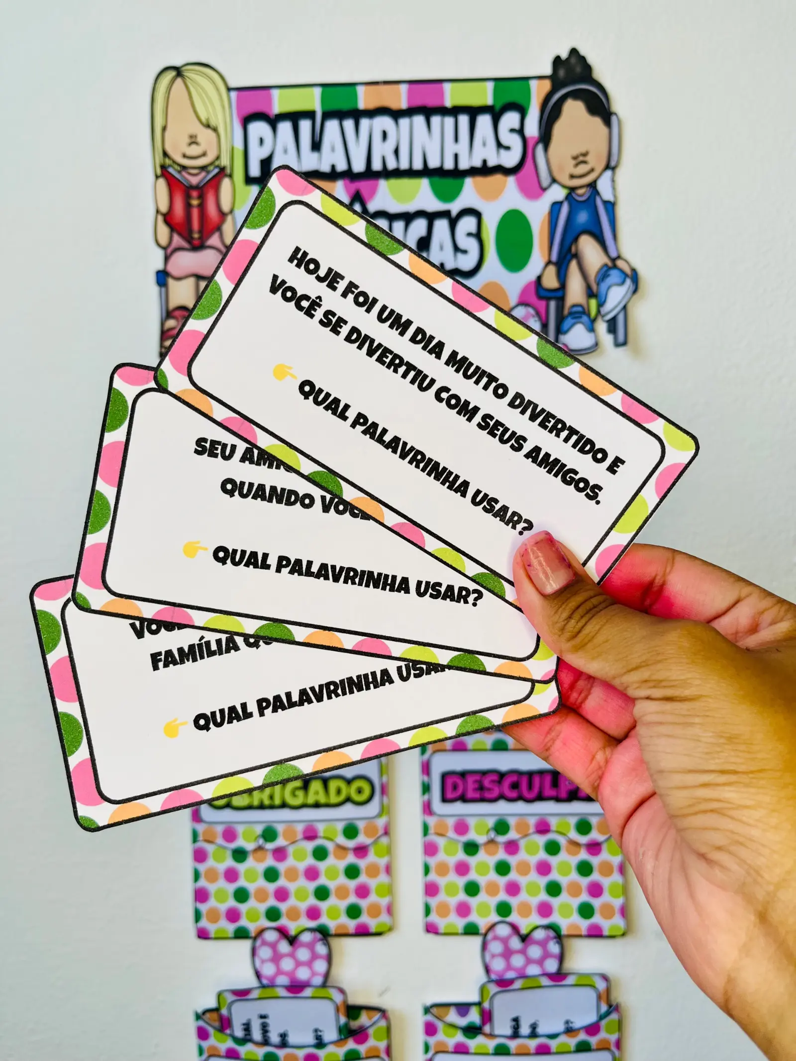 Painel Interativo das Palavrinhas Mágicas — amostra 3: Ensinar bons valores e a importância das palavras gentis ficou ainda…