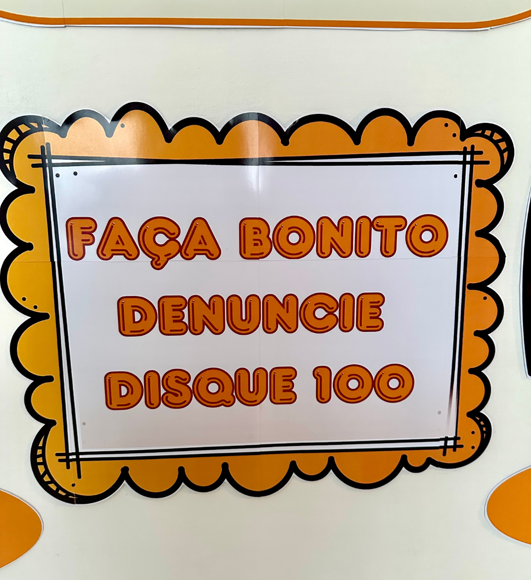 Painel Maio Laranja em PDF para Educação Infantil — amostra 3: Como usar em sala de aula