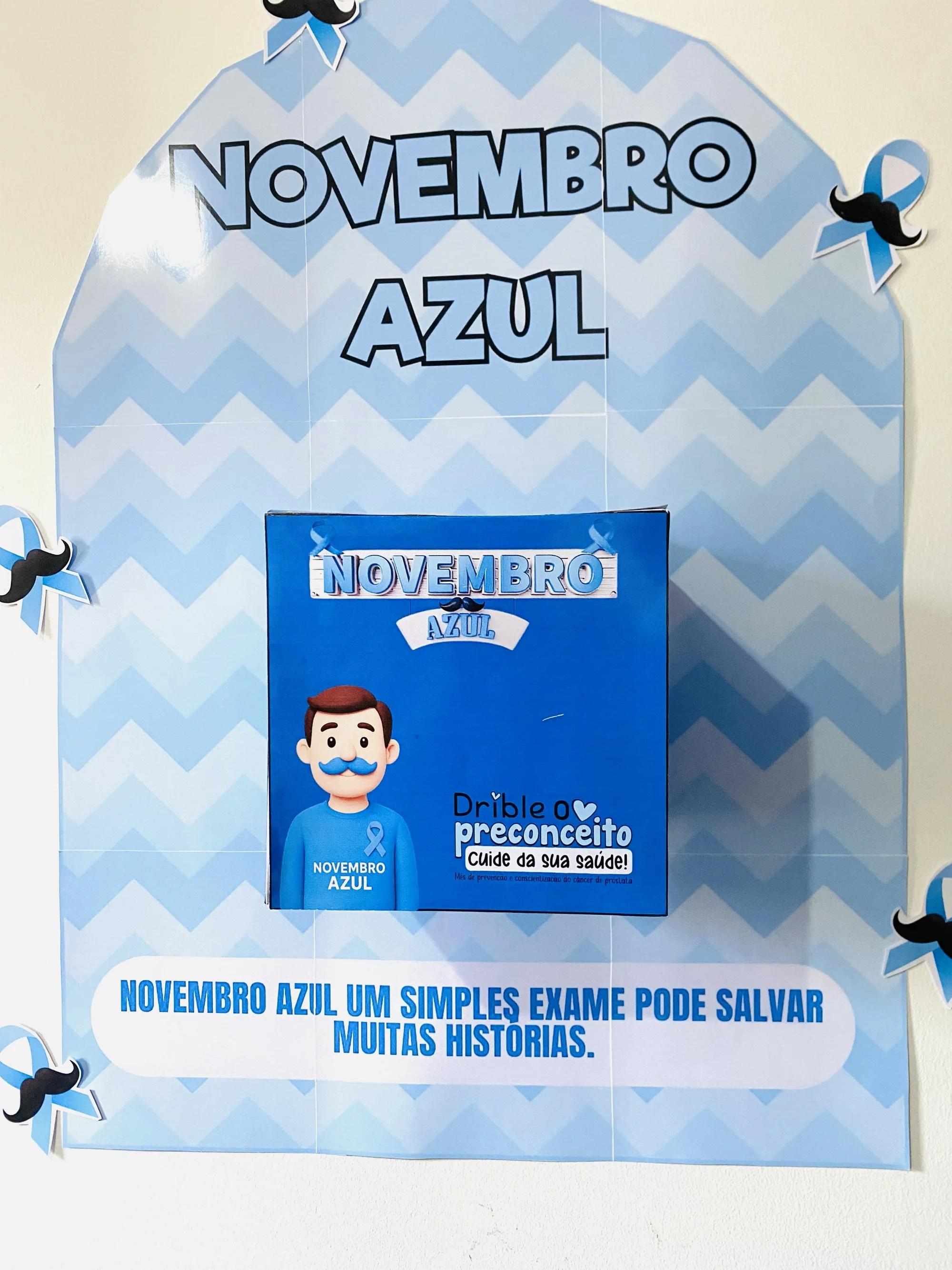 Painel Novembro Azul com Caixa e 24 Fichas de Conscientização — amostra 3: Painel Novembro Azul com caixa especial e 24…