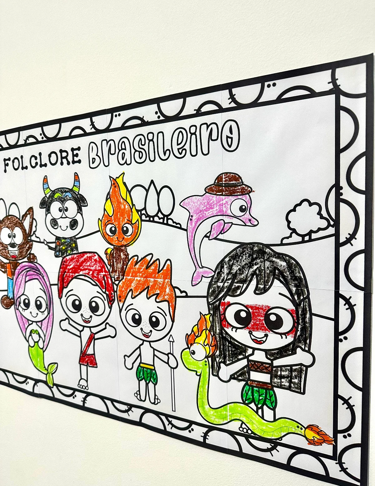 Painel para pintura coletiva: Folclore Brasileiro — amostra 4: Cartaz para pintura coletiva tema Folclore Brasileiro com as…