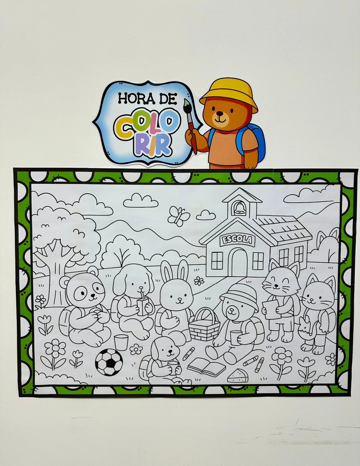 Painel para Pintura Coletiva Volta às Aulas — amostra 1: Deixe a volta às aulas ainda mais divertida com um Painel para…