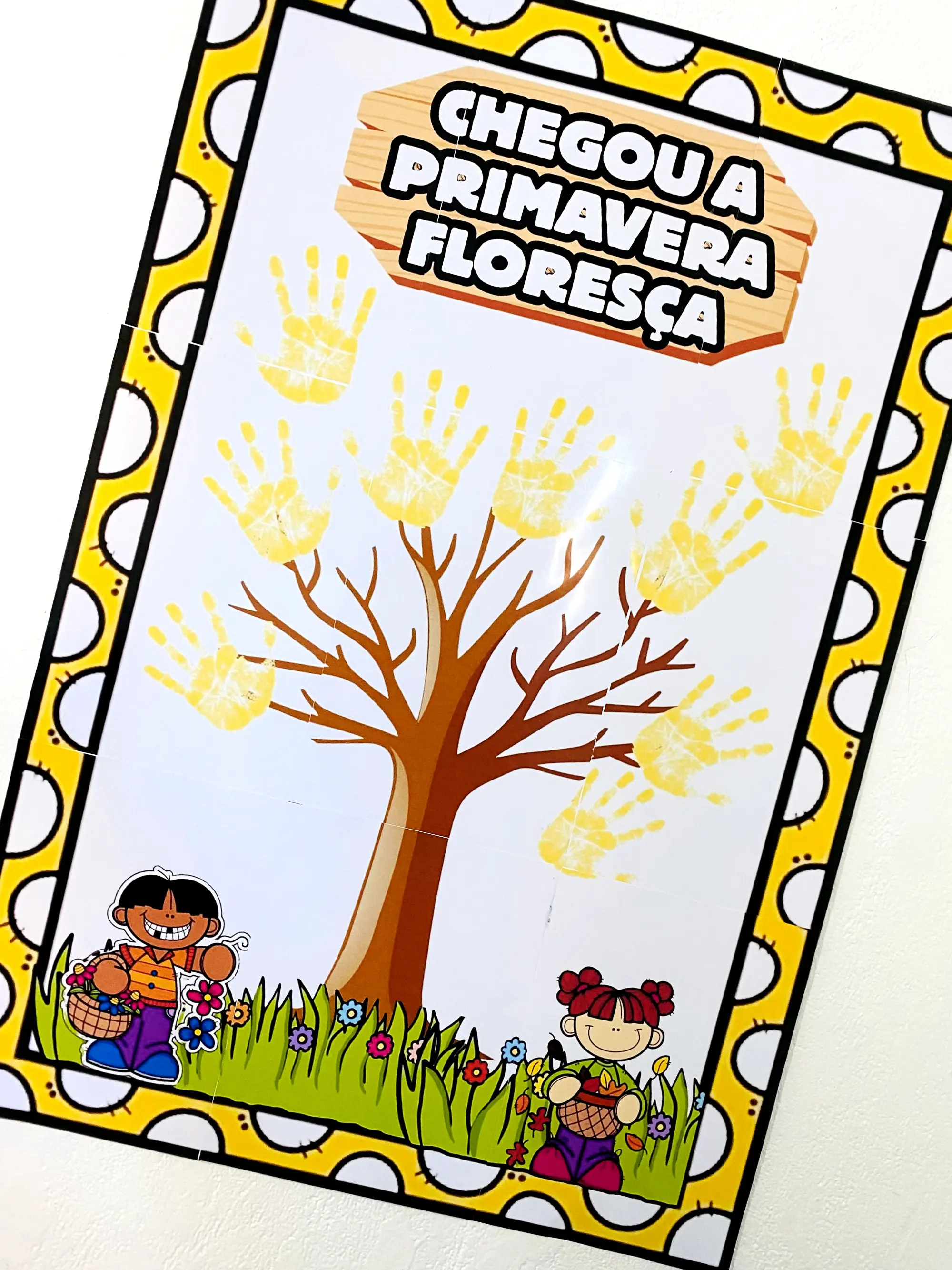 Painel Primavera: Decoração Colorida com Flores, Cores e Alegria — amostra 4: Painel decorativo e interativo de Primavera