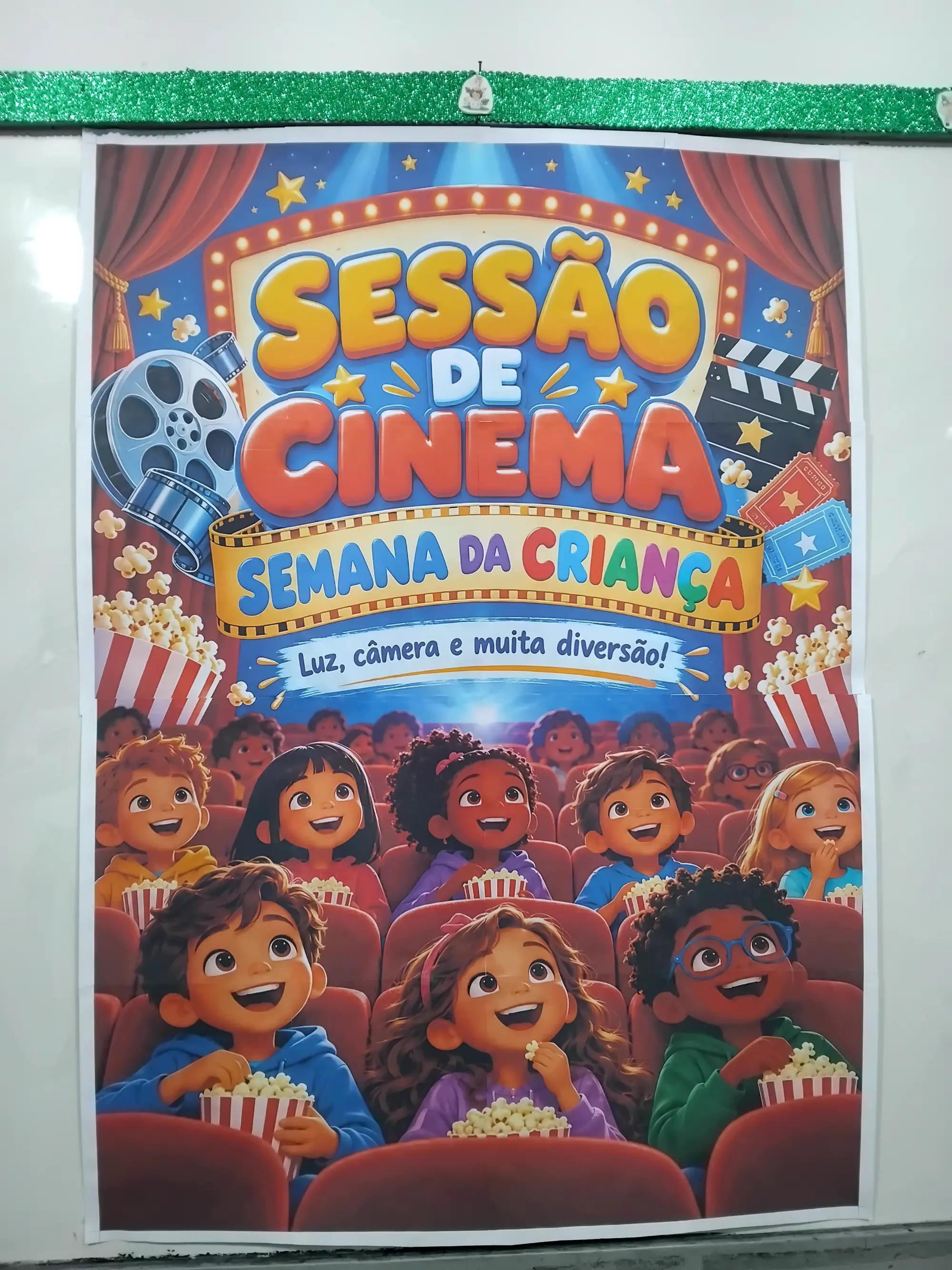 Painel Sessão de Cinema – Semana da Criança – 16 Folhas A4 — amostra 1: 🍿🎬 Decore a sessão de cinema da Semana da Criança…