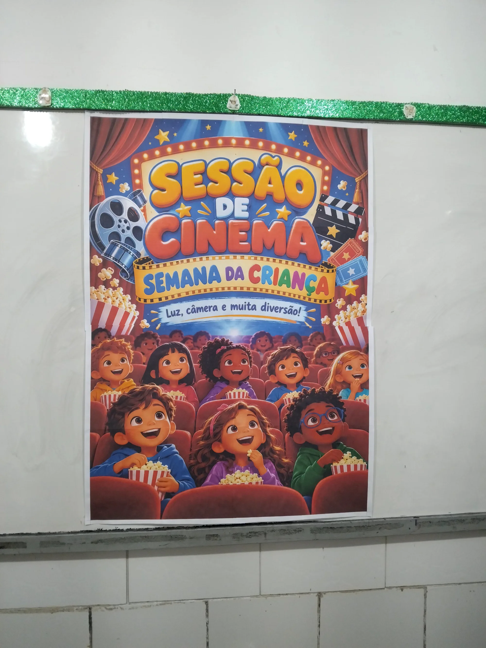 Painel Sessão de Cinema – Semana da Criança – 16 Folhas A4 — amostra 2: 🍿🎬 Decore a sessão de cinema da Semana da Criança…