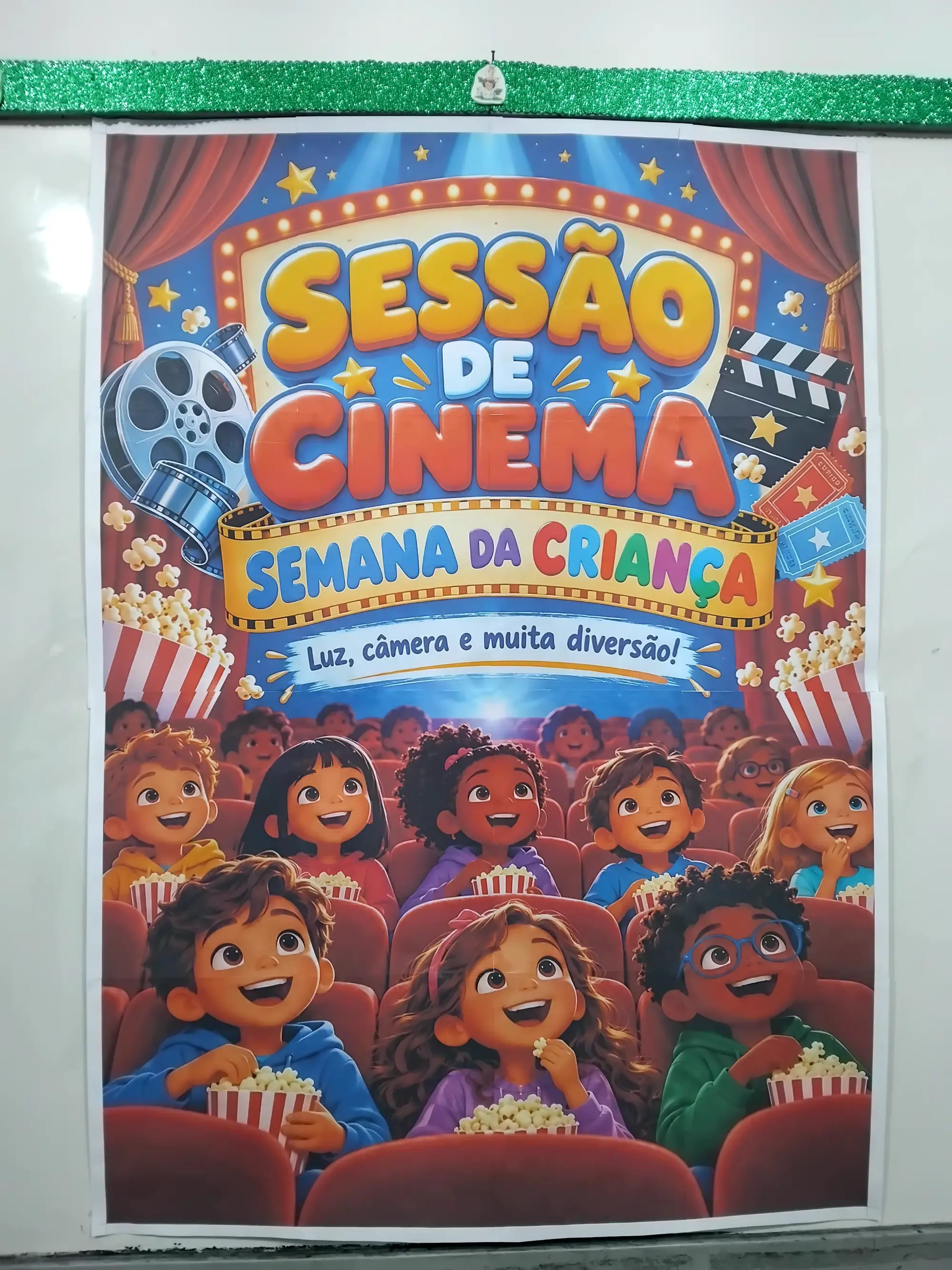 Painel Sessão de Cinema – Semana da Criança – 16 Folhas A4 — amostra 4: 🍿🎬 Decore a sessão de cinema da Semana da Criança…