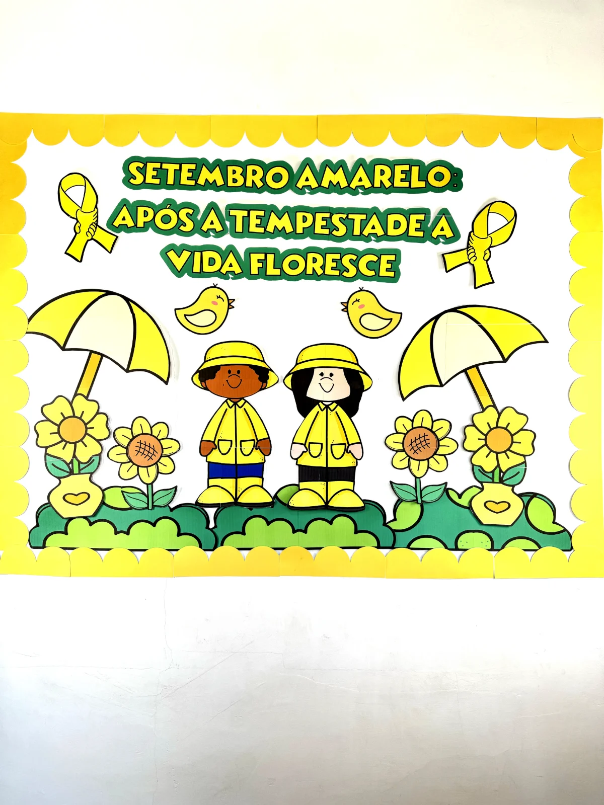 Painel Setembro Amarelo - ensino fundamental — amostra 4: 💛🌻 Setembro Amarelo: após a tempestade, a vida floresce
