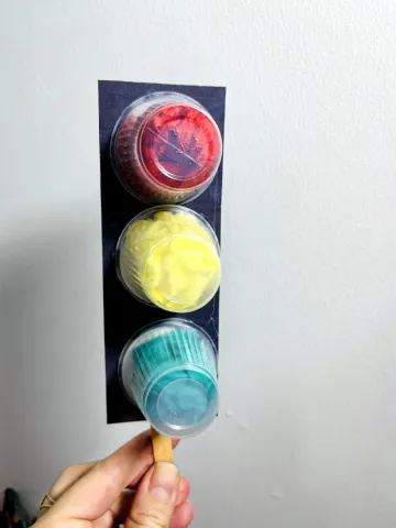 Palitoche de Semáforo para Colorir – Educação Infantil — amostra 4: Palitoche de semáforo para colorir e montar