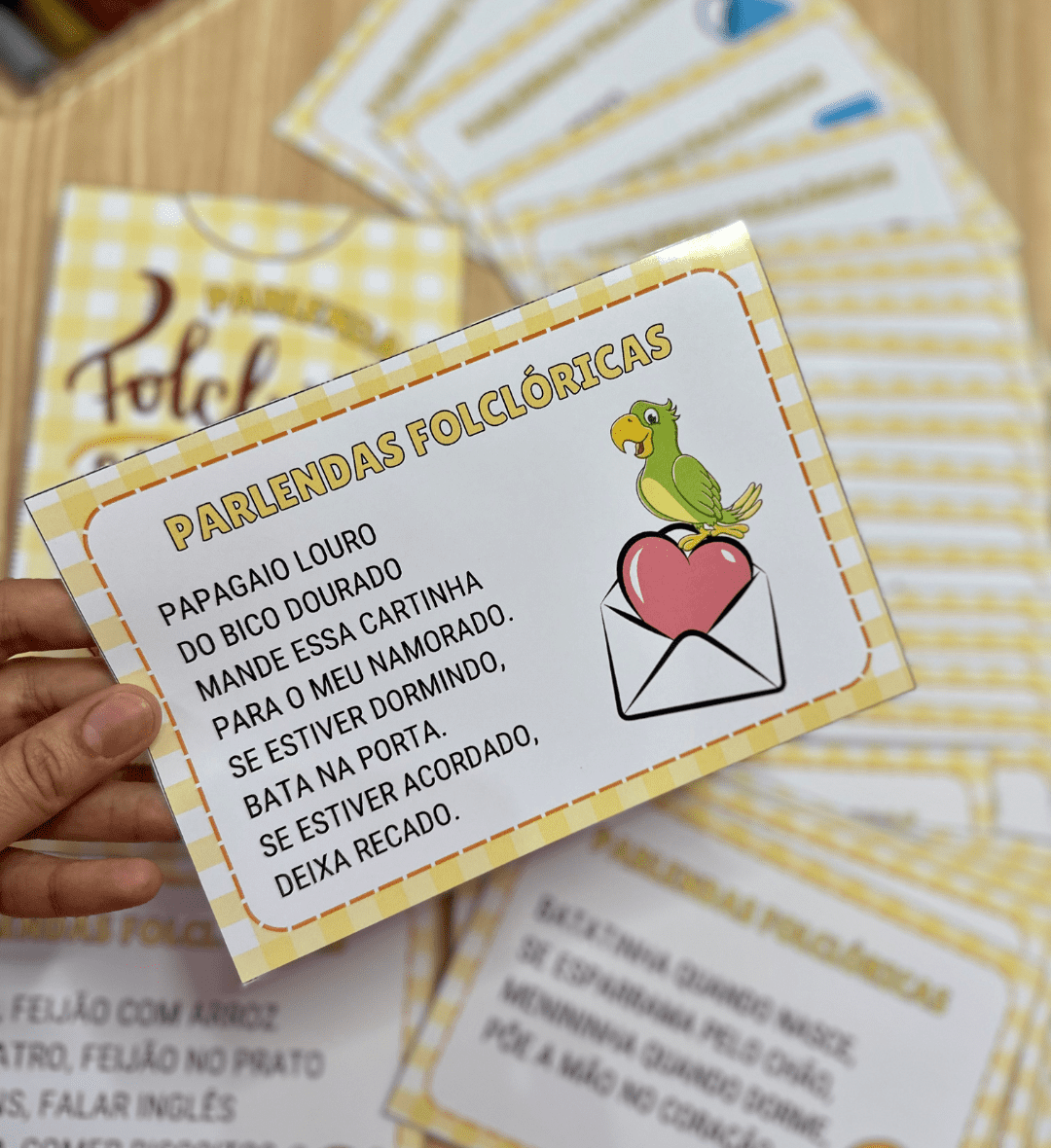 Parlendas Folclóricas: 34 Textos e Caixinha para Imprimir — amostra 7: Explore rimas, leitura e expressão com 34 parlendas…