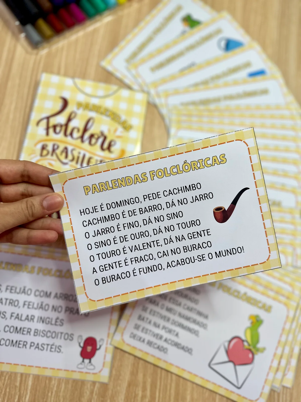 Parlendas Folclóricas - Folclore Brasileiro — amostra 3: Desenvolvimento da fala Treino de leitura Memória Rimas…