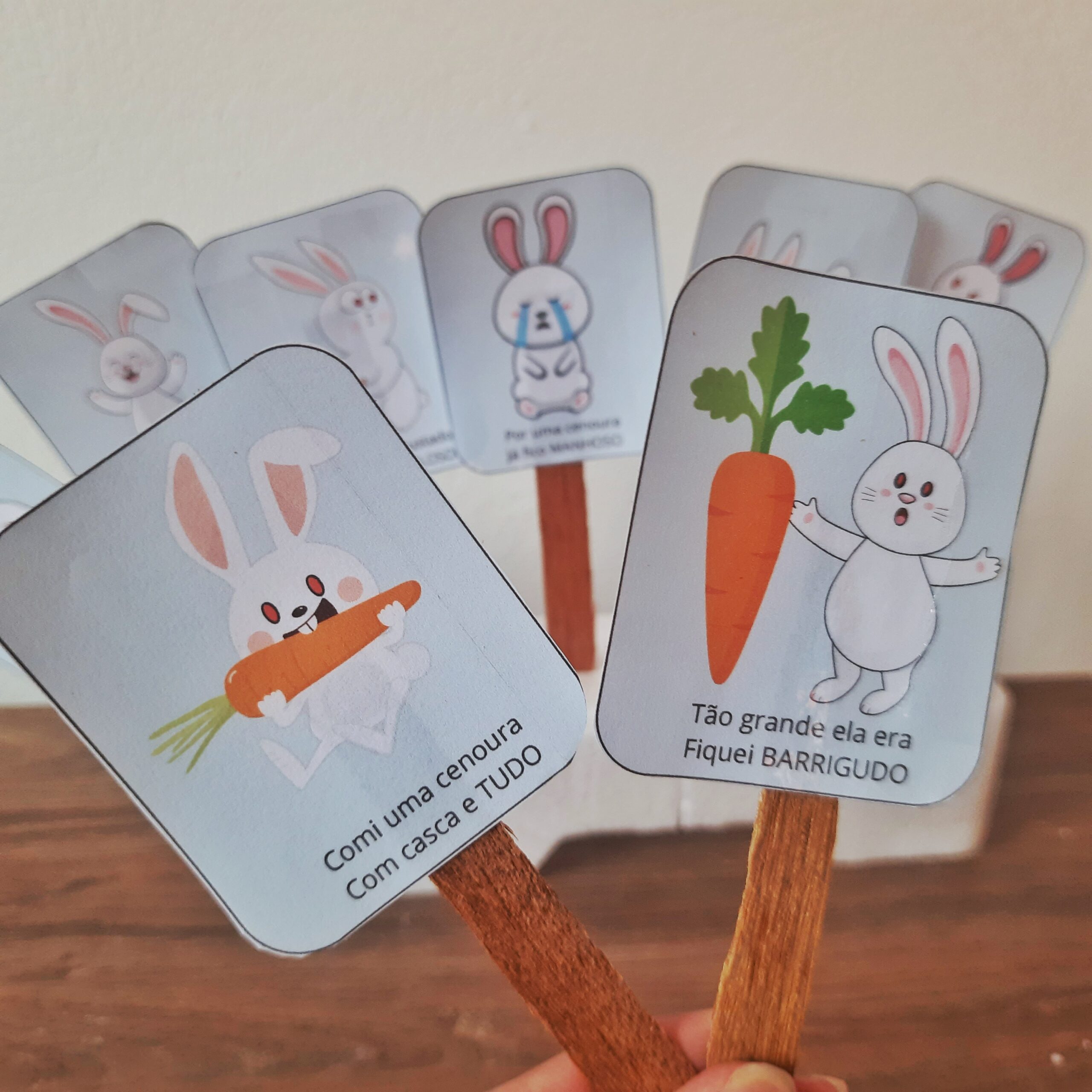 Páscoa — amostra 3: Orelhas de coelho Coelhinho enfeite Cenouras porta doces Patinhas de coelho para caça aos ovos Receita…