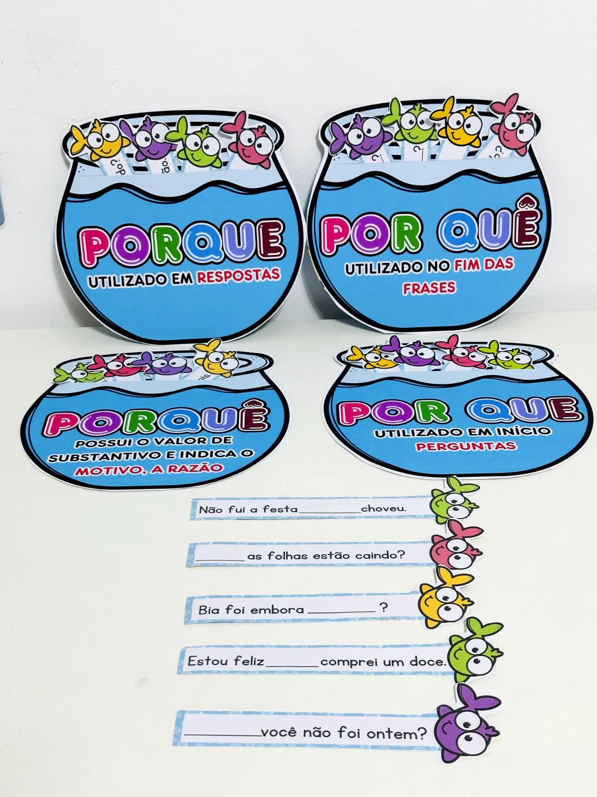 PEIXINHOS DOS PORQUES - ATIVIDADE LÚDICA ALFABETIZAÇÃO — amostra 3: No arquivo contém 4 aquários dos porquês com uma breve…