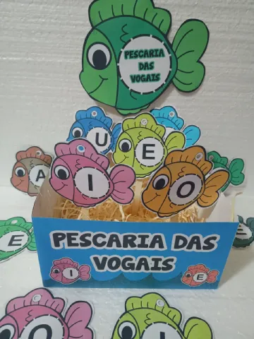Pescaria Das Vogais – Material Pedagógico — amostra 1: O que vem no material