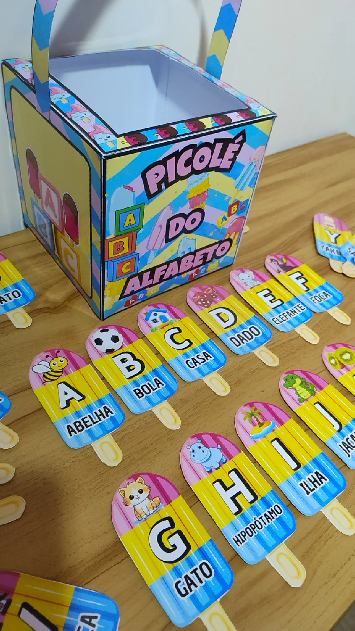 Picolé do Alfabeto – Material Pedagógico — amostra 2: Sobre o Picolé do Alfabeto