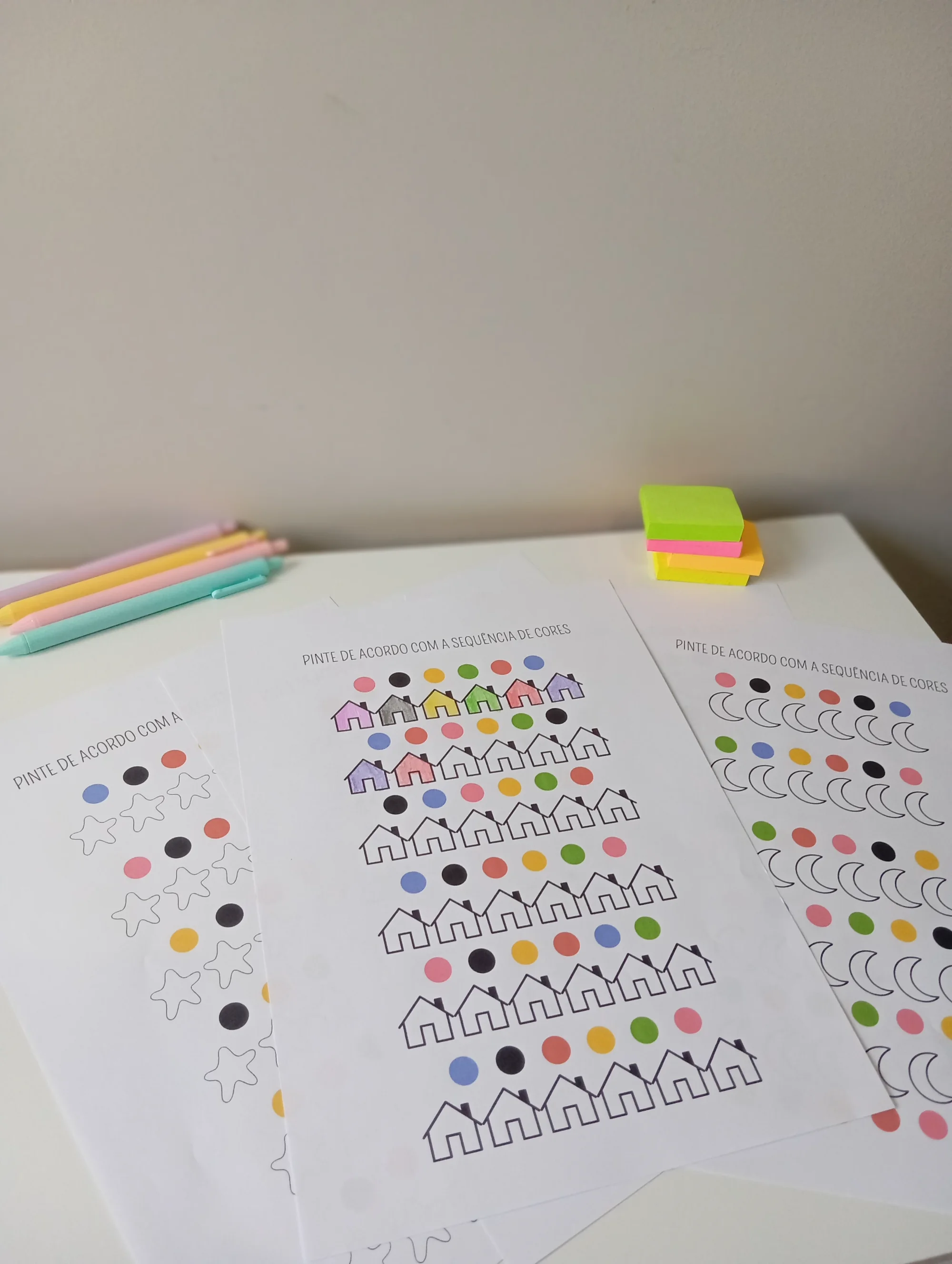 Pinte de Acordo com as Cores: Atividade Educativa para Aprender — amostra 4: Atividade lúdica em PDF para a Educação Infantil