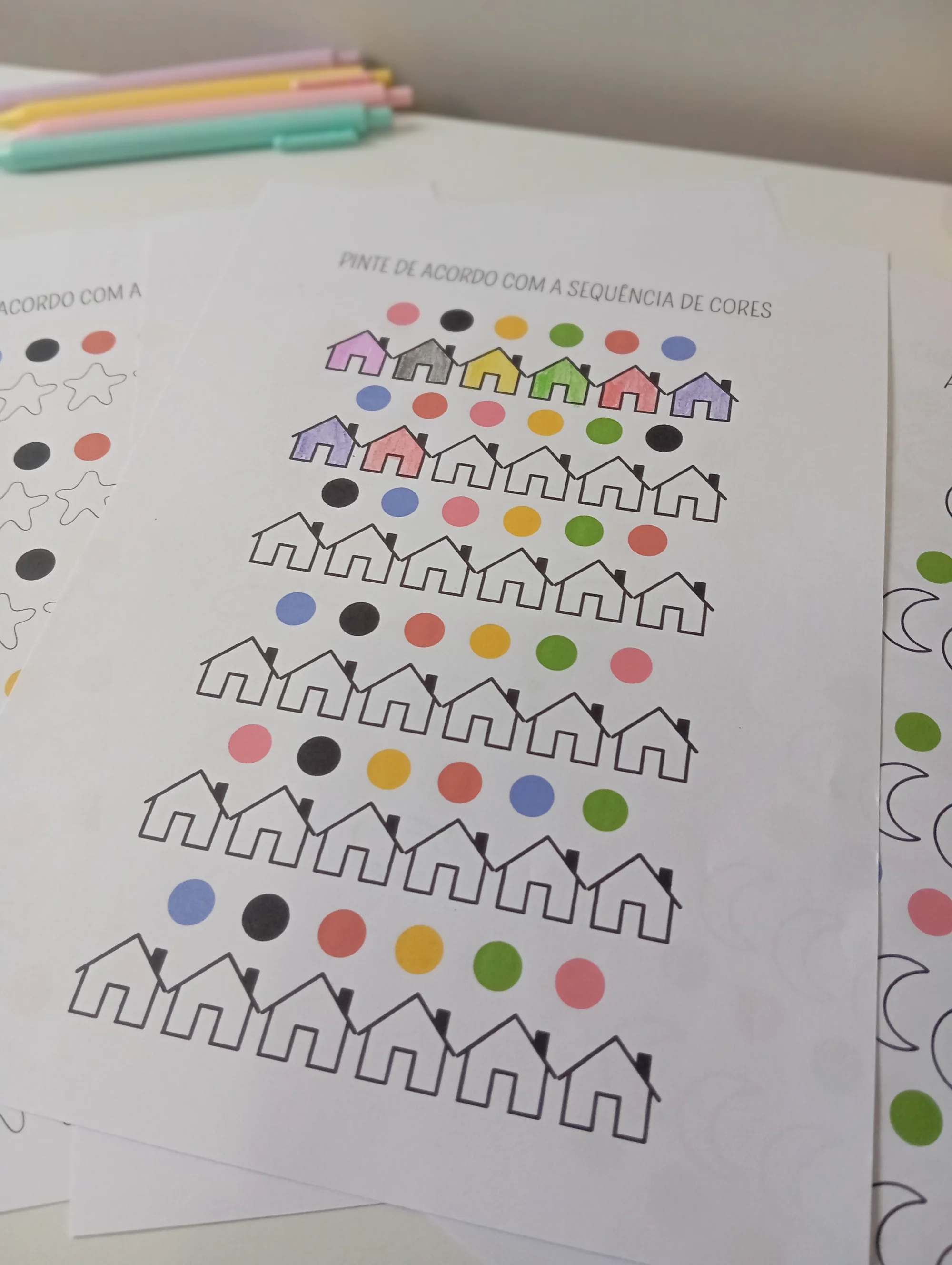 Pinte de Acordo com as Cores: Atividade Educativa para Aprender — amostra 5: Atividade lúdica em PDF para a Educação Infantil