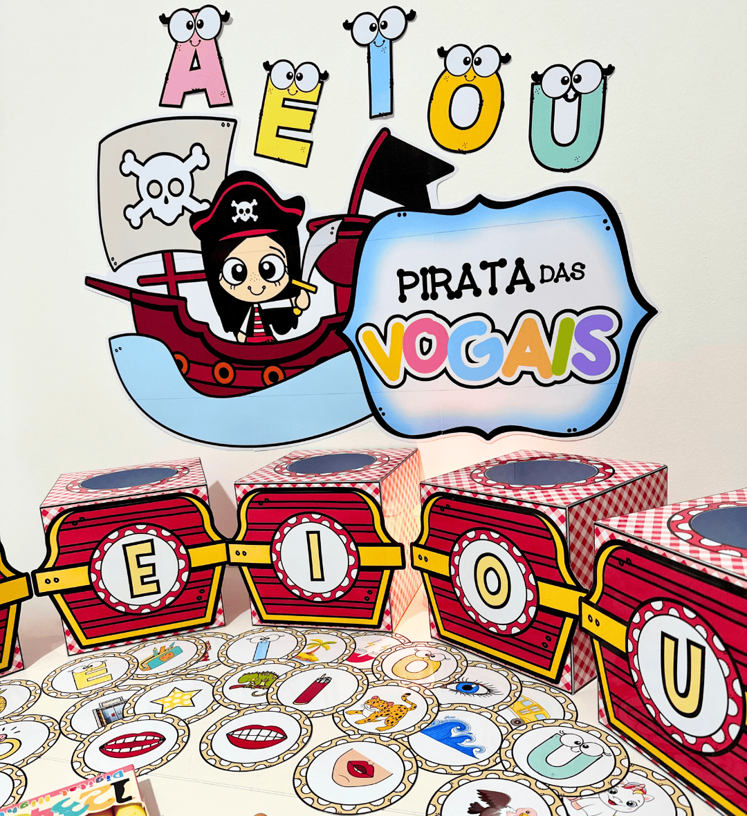 Pirata das Vogais: Kit em PDF para Educação Infantil — amostra 5: Explore as vogais com uma proposta de pareamento…